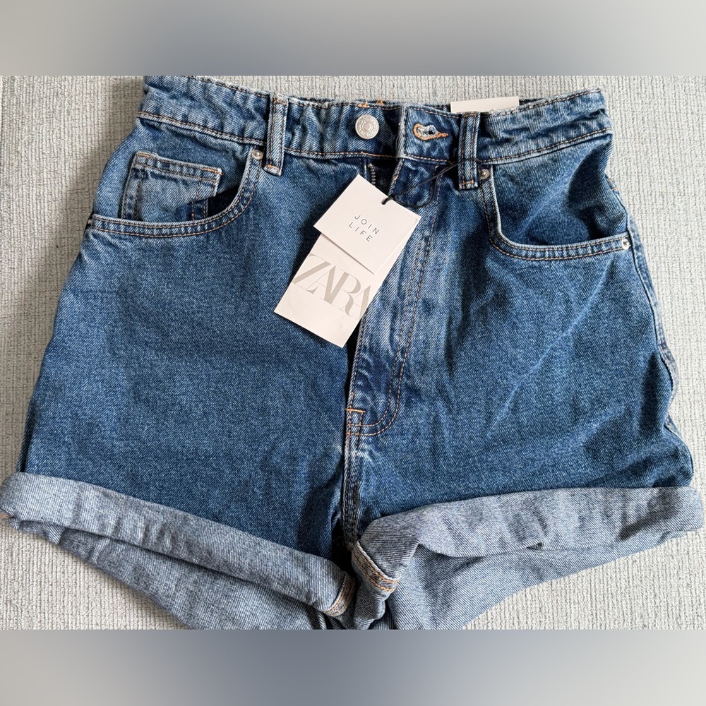 Zara Women's Classic Blue Jean Shorts